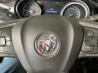 Buick Encore 2023 5p GX Sport Touring L3/1.3/T Aut IMG_6605