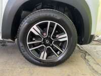 Renault Kwid 2024 5p Iconic L3/1.0 Man 2024 Renault Kwid Venta Llantas 10