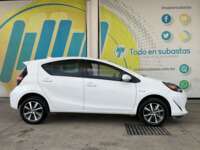 Toyota Prius 2020 5p C Híbrido L4/1.5 Aut  2020 Toyota Prius Venta Exteriores 4