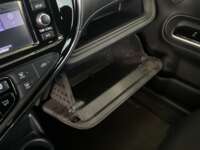 Toyota Prius 2020 5p C Híbrido L4/1.5 Aut  2020 Toyota Prius Venta Interiores 19