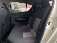 Toyota Prius 2020 5p C Híbrido L4/1.5 Aut  2020 Toyota Prius Venta Interiores 23