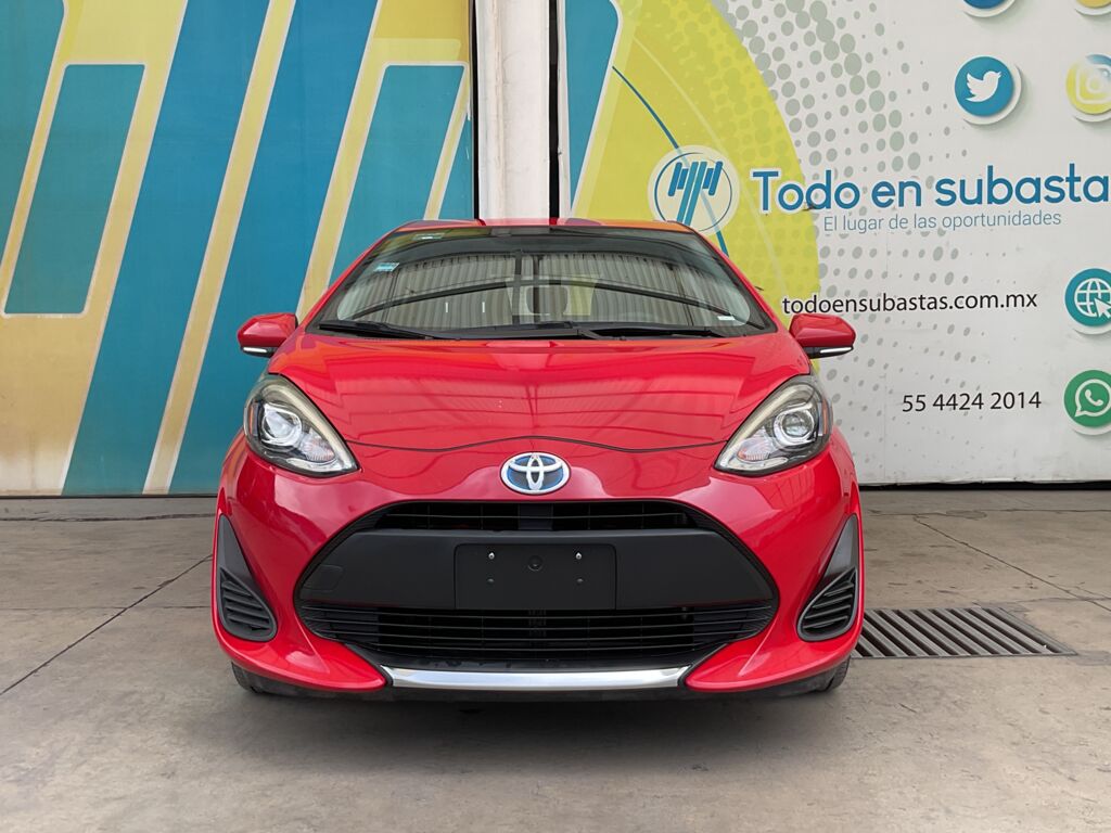 Toyota Prius 2021 5p C Híbrido L4/1.5 Aut 2021 Toyota Prius Venta Exteriores 2