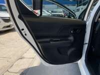 Toyota Prius 2020 5p C Híbrido L4/1.5 Aut  2020 Toyota Prius Venta Interiores 22