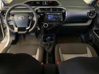 Toyota Prius 2020 5p C Híbrido L4/1.5 Aut  2020 Toyota Prius Venta Interiores 4