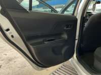 Toyota Prius 2021 5p C Híbrido L4/1.5 Aut 2021 Toyota Prius Venta Interiores 22