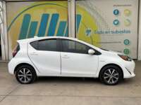 Toyota Prius 2020 5p C Híbrido L4/1.5 Aut  2020 Toyota Prius Venta Exteriores 4