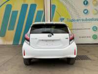 Toyota Prius 2020 5p C Híbrido L4/1.5 Aut  2020 Toyota Prius Venta Exteriores 6