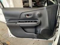 Toyota Prius 2020 5p C Híbrido L4/1.5 Aut  2020 Toyota Prius Venta Interiores 20