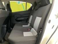 Toyota Prius 2020 5p C Híbrido L4/1.5 Aut  2020 Toyota Prius Venta Interiores 23