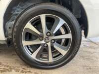 Toyota Prius 2020 5p C Híbrido L4/1.5 Aut  2020 Toyota Prius Venta Llantas 4