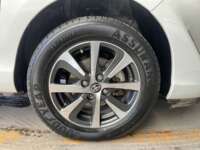 Toyota Prius 2020 5p C Híbrido L4/1.5 Aut  2020 Toyota Prius Venta Llantas 10