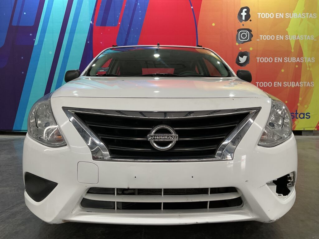 Nissan Versa 2022 4p Advance L4/1.6 Man 2022 Nissan Versa Venta Exteriores 2