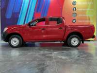 Nissan NP300 Frontier 2018 4p SE L4/2.5 Man A/A Paq. Seg. 2018 Nissan NP300 Frontier Venta Exteriores 4