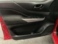 Nissan NP300 Frontier 2018 4p SE L4/2.5 Man A/A Paq. Seg. 2018 Nissan NP300 Frontier Venta Interiores 11