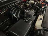 Nissan NP300 Frontier 2018 4p SE L4/2.5 Man A/A Paq. Seg. 2018 Nissan NP300 Frontier Venta Motor 1