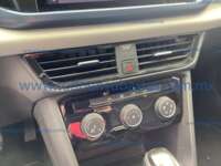 Volkswagen Taos 2023 5p Comfortline L4/1.4/T Aut 2023 Volkswagen Taos Ingreso Interiores 10