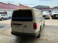 Volkswagen Caddy 2020 4p Maxi Cargo L4/1.6 A/A Man    2020 Volkswagen Caddy Ingreso Exteriores 4