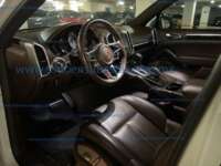 Porsche Cayenne 2017 5p S V6/3.6/T Tiptronic S 2017 Porsche Cayenne Ingreso Interiores 1