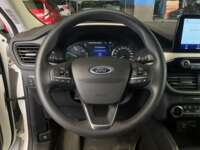 Ford Escape 2022 5p SE Híbrida L4/2.5 Aut 2022 Ford Escape Venta Interiores 1