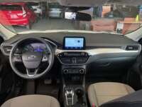 Ford Escape 2022 5p SE Híbrida L4/2.5 Aut 2022 Ford Escape Venta Interiores 4