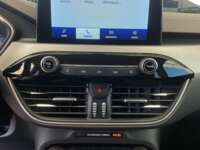 Ford Escape 2022 5p SE Híbrida L4/2.5 Aut 2022 Ford Escape Venta Interiores 10