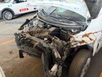 Nissan V-Drive 2022 4p L4/1.6 Man IMG_2887