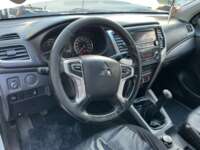 Mitsubishi L200 2022 4p GLX Doble Cabina L4/2.4/T Diesel Man 4X4 2022 Mitsubishi L200 Venta Interiores 1