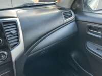 Mitsubishi L200 2022 4p GLX Doble Cabina L4/2.4/T Diesel Man 4X4 2022 Mitsubishi L200 Venta Interiores 11