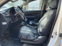 Mitsubishi L200 2022 4p GLX Doble Cabina L4/2.4/T Diesel Man 4X4 2022 Mitsubishi L200 Venta Interiores 16