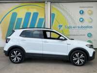 Volkswagen T-Cross 2021 5p Comfortline L4/1.6 Tiptronic 2021 Volkswagen T-Cross Venta Exteriores 4