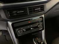 Volkswagen T-Cross 2021 5p Comfortline L4/1.6 Tiptronic 2021 Volkswagen T-Cross Venta Interiores 10