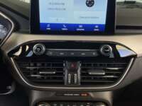 Ford Escape 2022 5p SE Híbrida L4/2.5 Aut 2022 Ford Escape Venta Interiores 10