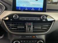 Ford Escape 2022 5p SE Híbrida L4/2.5 Aut 2022 Ford Escape Venta Interiores 10