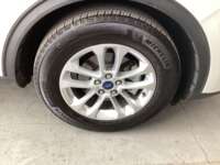 Ford Escape 2022 5p SE Híbrida L4/2.5 Aut 2022 Ford Escape Venta Llantas 10