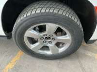 GMC Yukon 2024 5p Denali V8/6.2 Aut IMG_8099