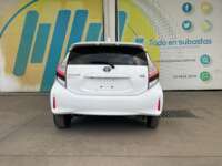 Toyota Prius 2020 5p C Híbrido L4/1.5 Aut  2020 Toyota Prius Venta Exteriores 6