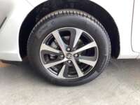 Toyota Prius 2020 5p C Híbrido L4/1.5 Aut  2020 Toyota Prius Venta Llantas 1