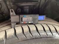 Toyota Prius 2020 5p C Híbrido L4/1.5 Aut  2020 Toyota Prius Venta Llantas 3