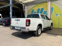 Mitsubishi L200 2022 4p GLX Doble Cabina L4/2.4 Man 2022 Mitsubishi L200 Venta Exteriores 5