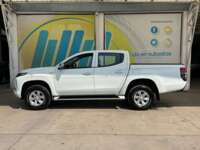 Mitsubishi L200 2022 4p GLX Doble Cabina L4/2.4 Man 2022 Mitsubishi L200 Venta Exteriores 8