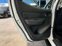 Mitsubishi L200 2022 4p GLX Doble Cabina L4/2.4 Man 2022 Mitsubishi L200 Venta Interiores 16