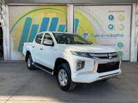 Mitsubishi L200 2022 4p GLX Doble Cabina L4/2.4 Man 2022 Mitsubishi L200 Venta Exteriores 3