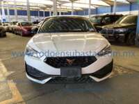 Cupra León  2021 5p L4/2.0/T DSG 2021 Seat León Ingreso Exteriores 1