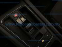 Cupra León  2021 5p L4/2.0/T DSG 2021 Seat León Ingreso Interiores 10