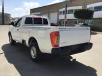 Nissan NP300 Pick Up 2022 2p L4/2.5 Man A/C 2022 Nissan NP300 Pick Up Venta Exteriores 7