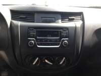 Nissan NP300 Pick Up 2022 2p L4/2.5 Man A/C 2022 Nissan NP300 Pick Up Venta Interiores 6
