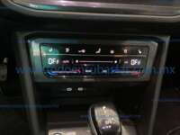 Volkswagen Tiguan 2024 5p R-Line L4/1.4/T DSG 2024 Volkswagen Tiguan Ingreso Interiores 12