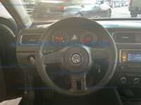 Volkswagen Jetta 2013 4p Style L5/2.5 Man IMG_9307