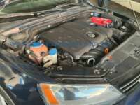 Volkswagen Jetta 2013 4p Style L5/2.5 Man IMG_9317