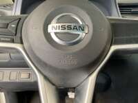 Nissan NP300 Pick Up 2021 2p L4/2.5 Man DH A/A 2021 Nissan NP300 Pick Up Venta Interiores 12